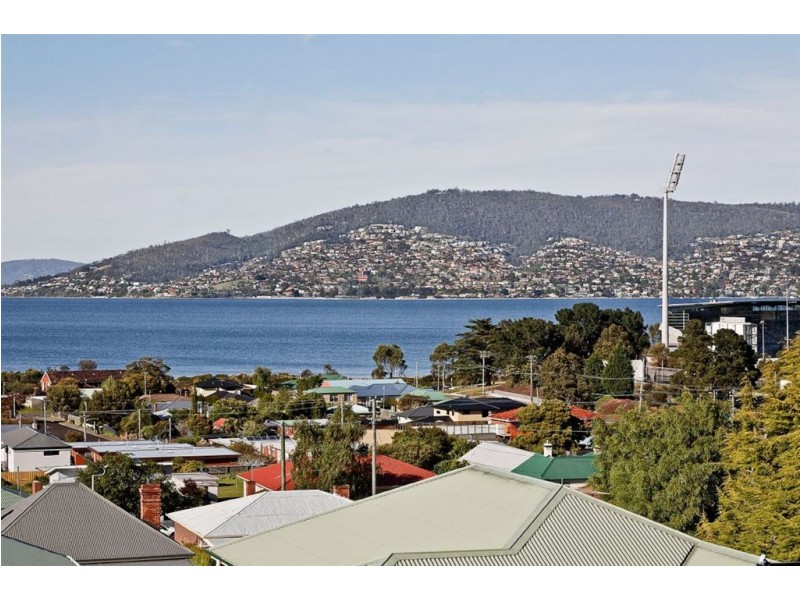 1/32A High Street, Bellerive TAS 7018