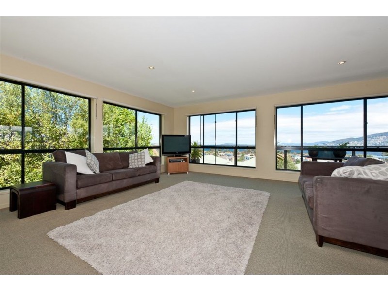 1/32A High Street, Bellerive TAS 7018