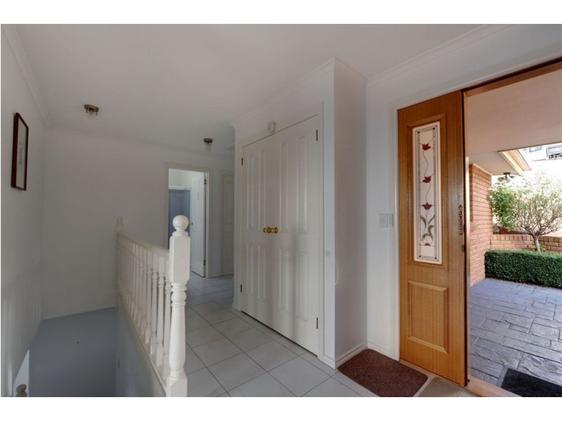 1/12 Date Court, Sandy Bay TAS 7005