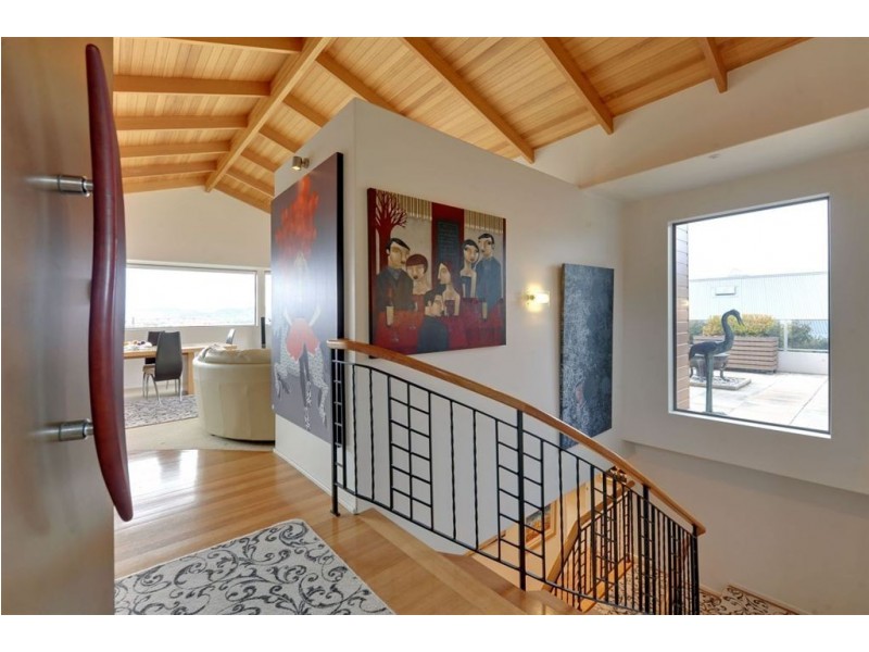 8 Stowell Avenue, Battery Point TAS 7004