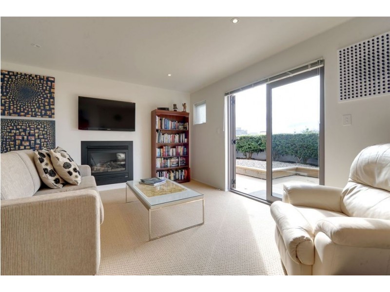 8 Stowell Avenue, Battery Point TAS 7004