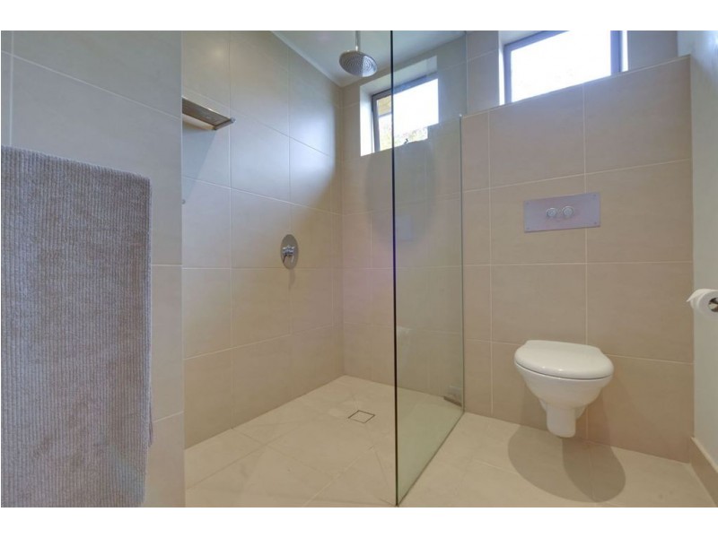 8 Stowell Avenue, Battery Point TAS 7004