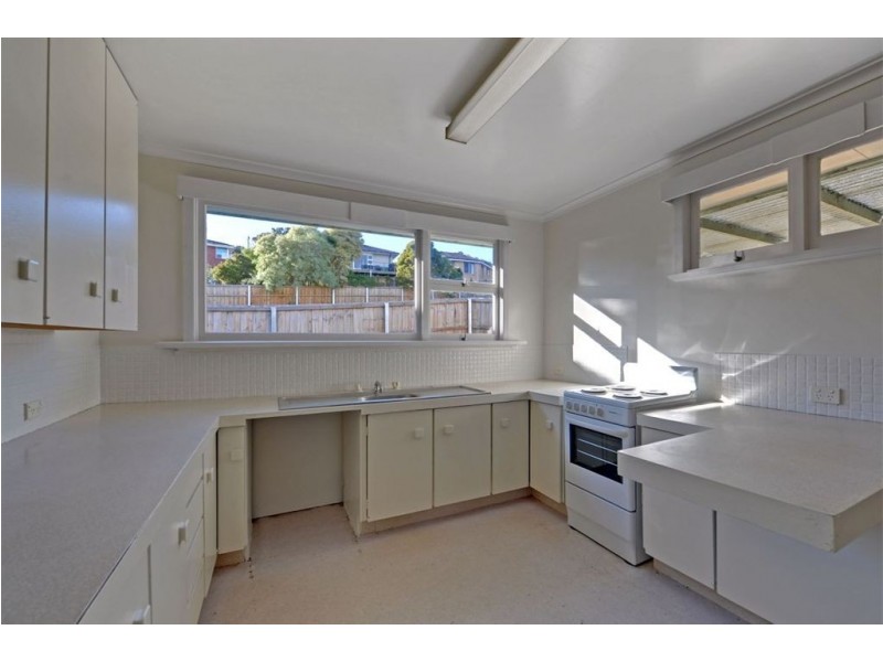 88 Kaoota Road, Rose Bay TAS 7015