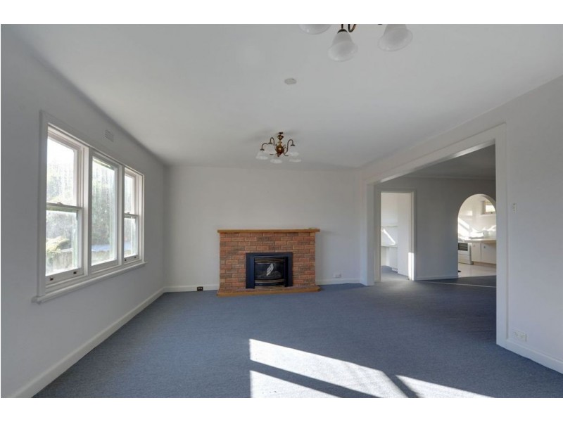 88 Kaoota Road, Rose Bay TAS 7015