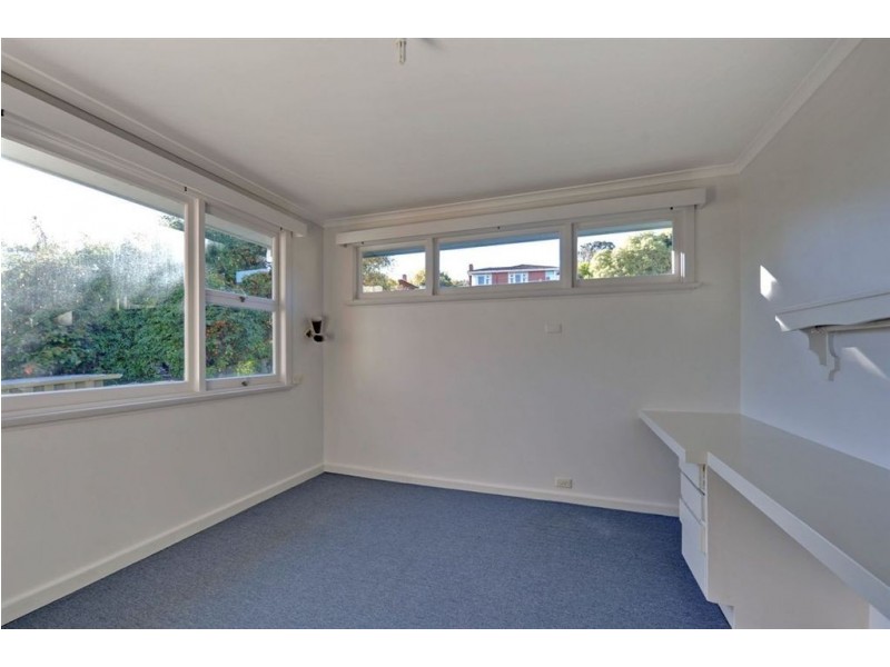 88 Kaoota Road, Rose Bay TAS 7015