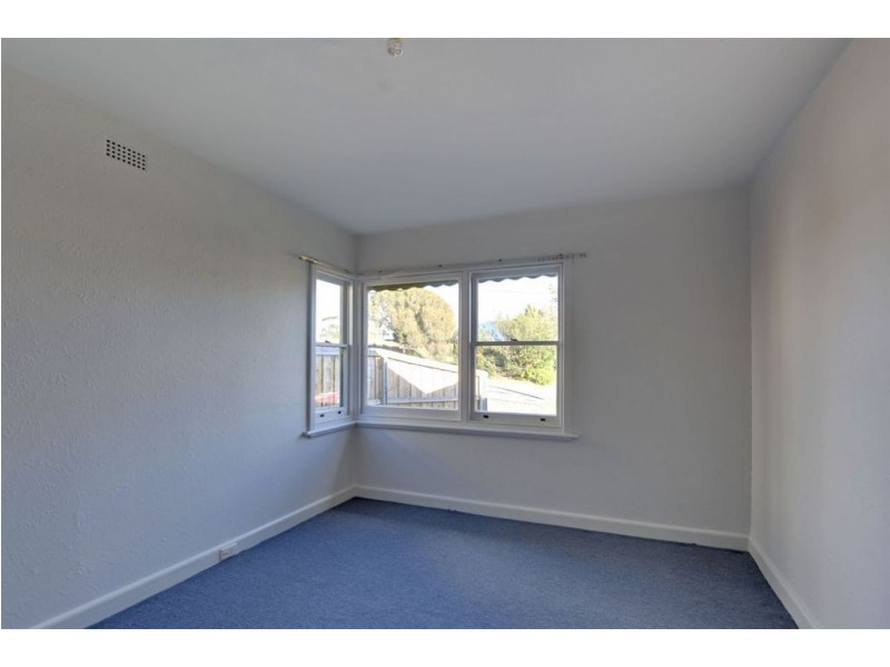 88 Kaoota Road, Rose Bay TAS 7015