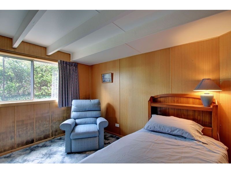 1 Greenway Avenue, Lenah Valley TAS 7008