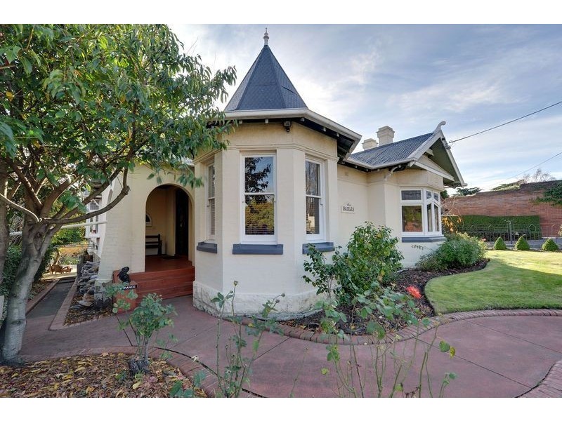 2/2B Stoke Street, New Town TAS 7008