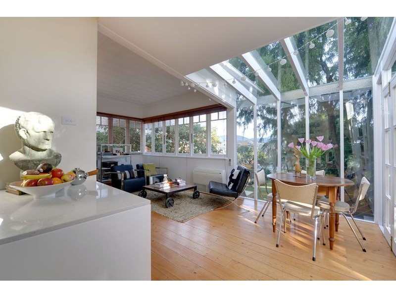 2/2B Stoke Street, New Town TAS 7008