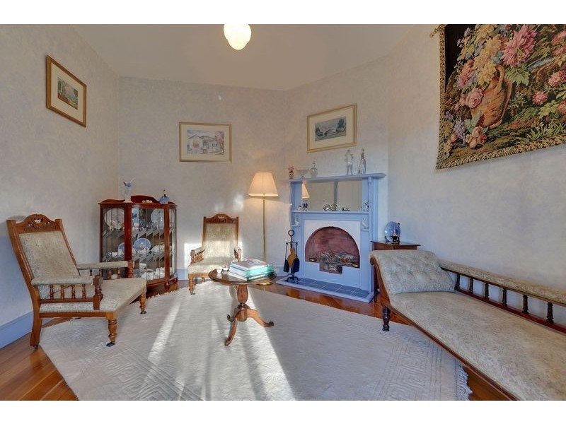 23 Poets Road, West Hobart TAS 7000