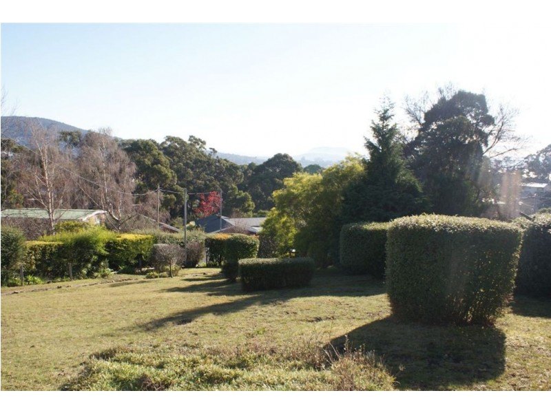 5 Woolton Place, Sandy Bay TAS 7005