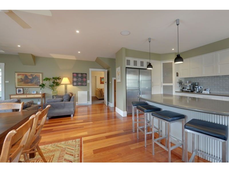 9 Heathorn Avenue, Sandy Bay TAS 7005