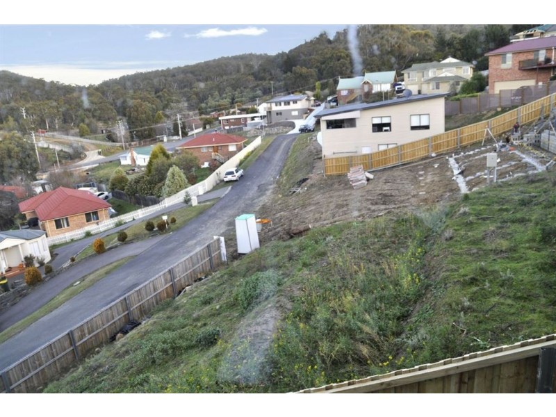 63a Ruth Drive, Lenah Valley TAS 7008