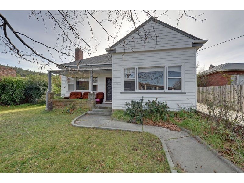 46 Lincoln Street, Lindisfarne TAS 7015