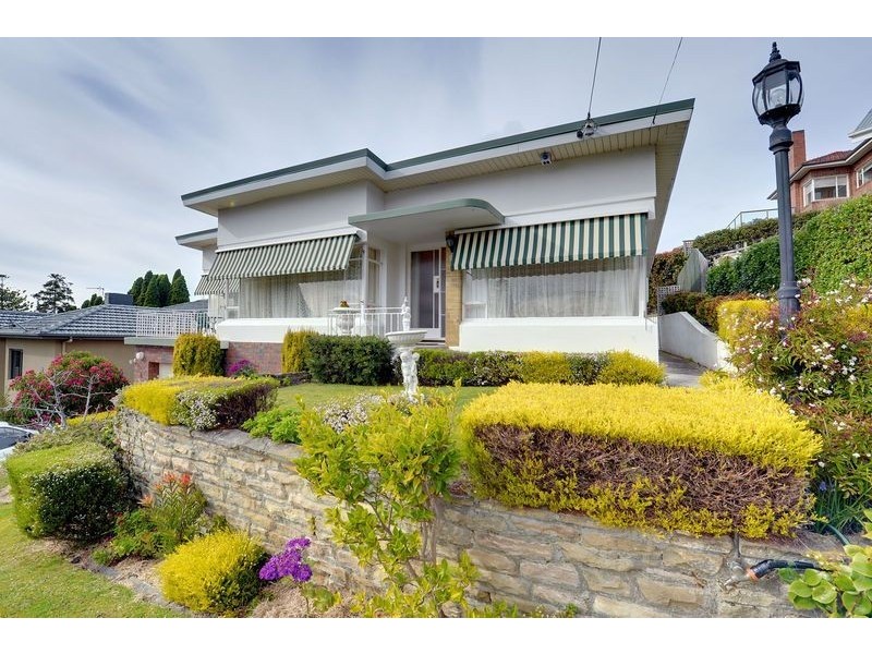 6 Lyndhurst Avenue, North Hobart TAS 7000
