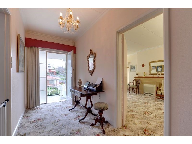 6 Lyndhurst Avenue, North Hobart TAS 7000