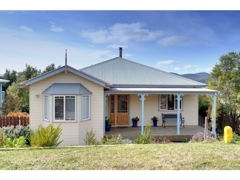 17 Ebden Street, Claremont TAS 7011