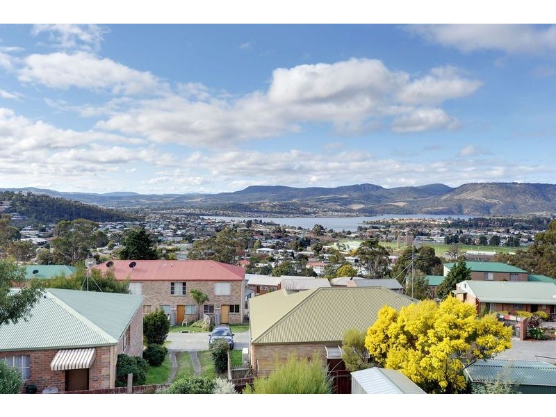 17 Ebden Street, Claremont TAS 7011