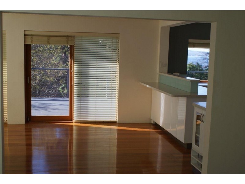 38 Channel Highway, Taroona TAS 7053