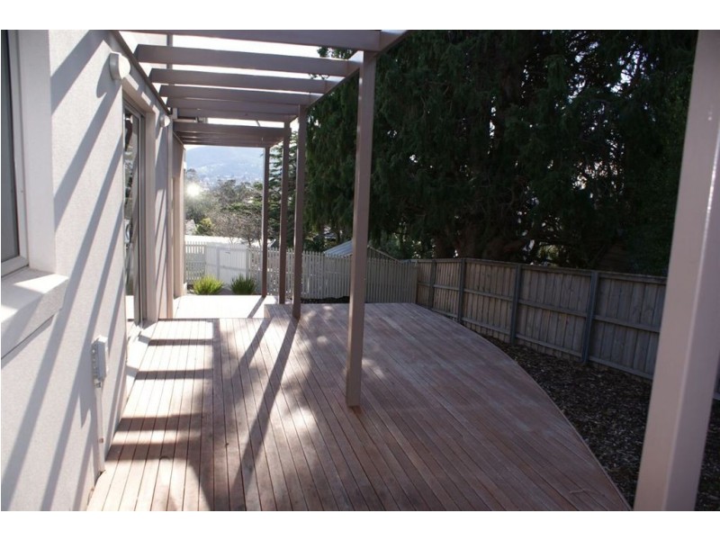 4/36 Maning Avenue, Sandy Bay TAS 7005