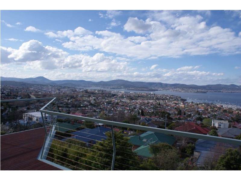 28 Zomay Avenue, Dynnyrne TAS 7005