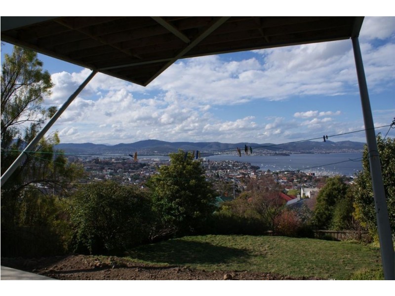 28 Zomay Avenue, Dynnyrne TAS 7005