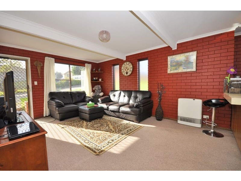 1/6 Clyde Court, Lenah Valley TAS 7008