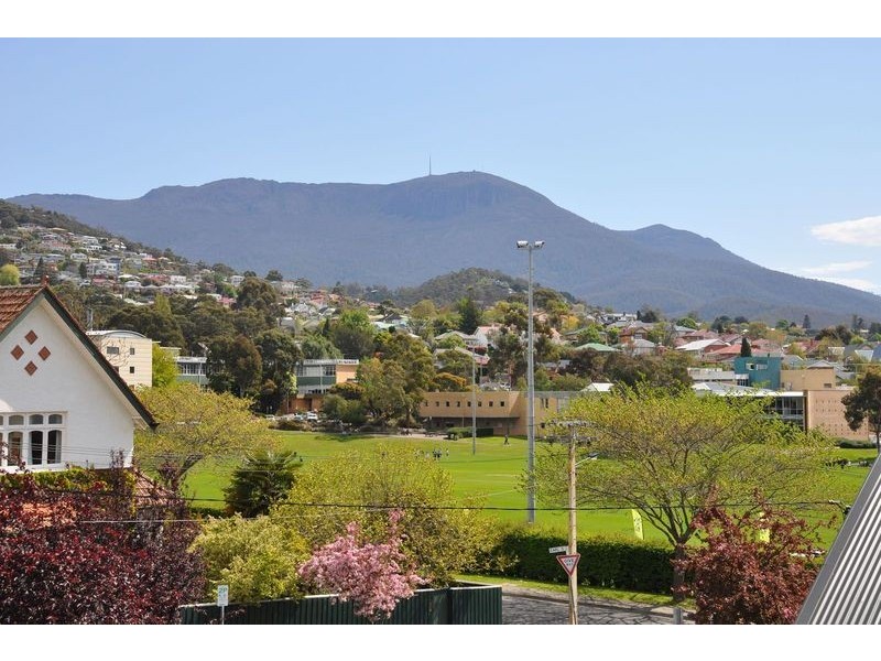15 Quorn Street, Sandy Bay TAS 7005