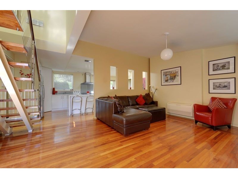 15 Quorn Street, Sandy Bay TAS 7005