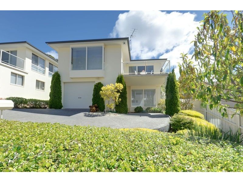 1/13 Gardenia Grove, Sandy Bay TAS 7005