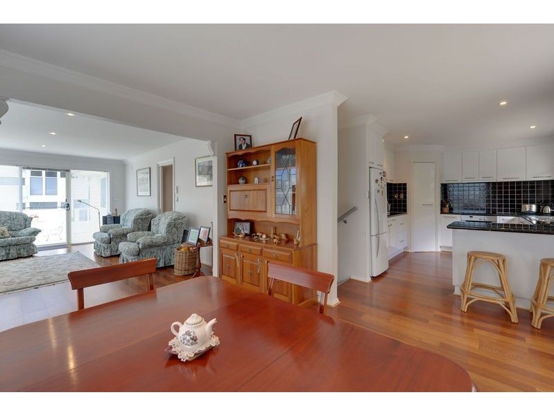 1/13 Gardenia Grove, Sandy Bay TAS 7005
