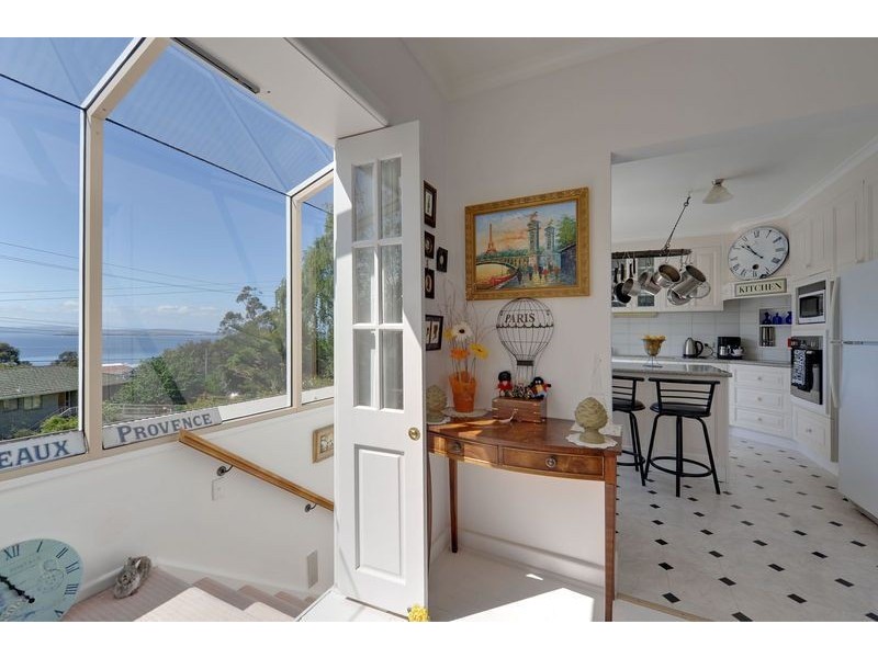 123 Channel Highway, Taroona TAS 7053
