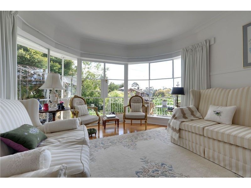 123 Channel Highway, Taroona TAS 7053