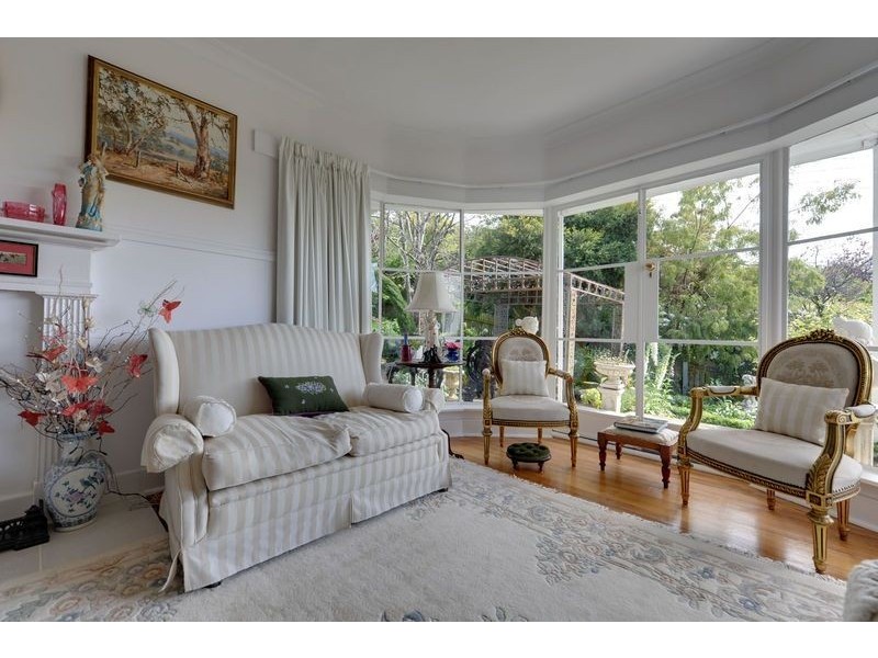 123 Channel Highway, Taroona TAS 7053