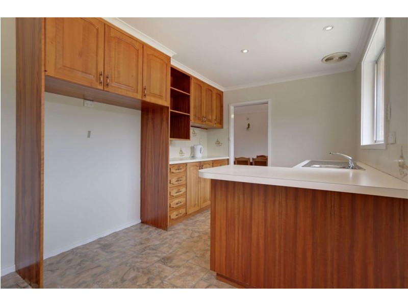 16 Owanda Street, Howrah TAS 7018