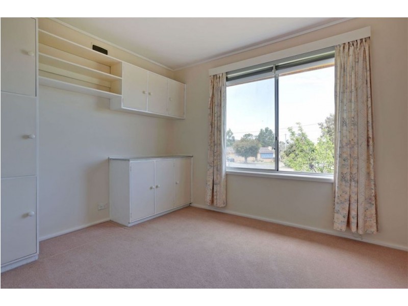 16 Owanda Street, Howrah TAS 7018