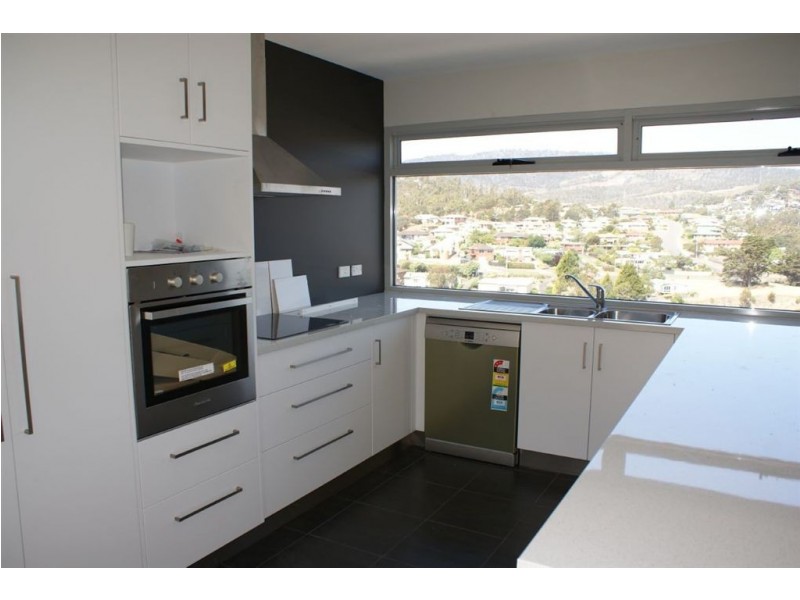 1/12 Andreas Place, Geilston Bay TAS 7015