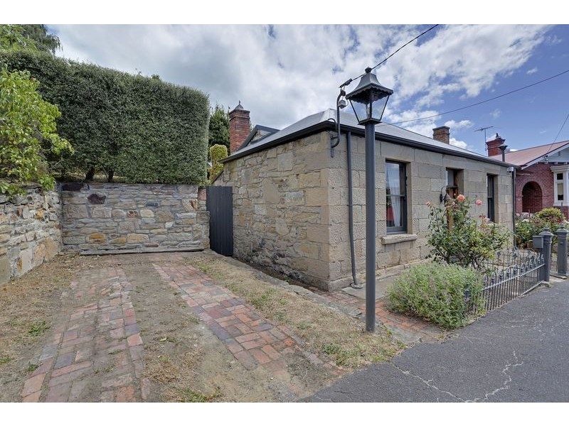 18 Frederick Street, West Hobart TAS 7000
