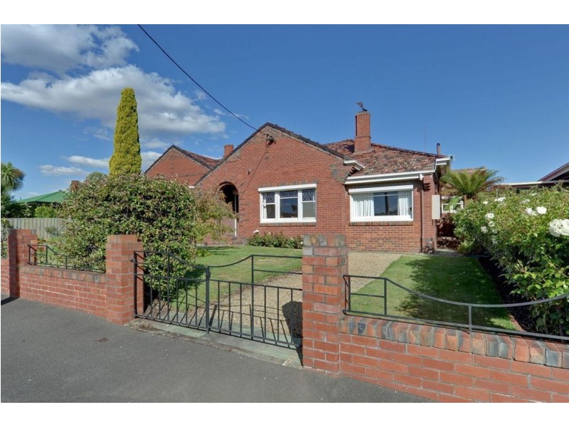 10 David Avenue, Sandy Bay TAS 7005