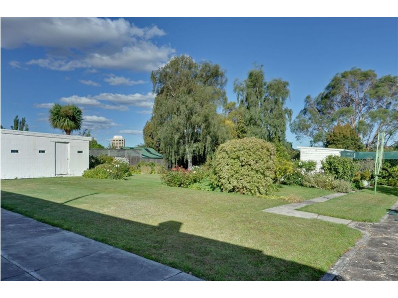 10 David Avenue, Sandy Bay TAS 7005
