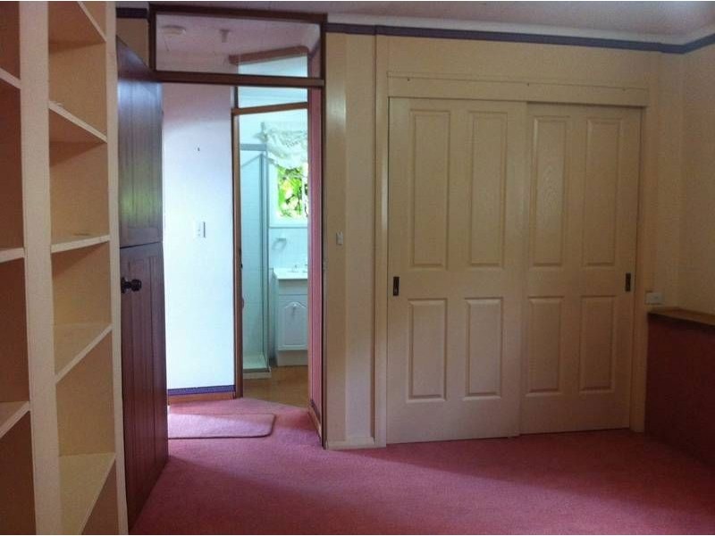 2 Capri Drive, Sandy Bay TAS 7005