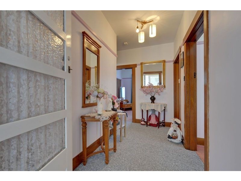 161 Augusta Road, Lenah Valley TAS 7008