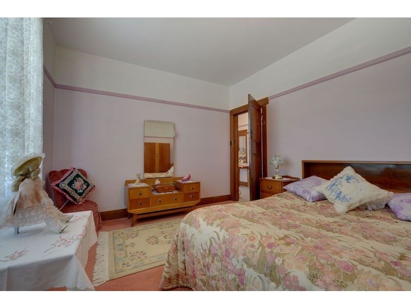 161 Augusta Road, Lenah Valley TAS 7008