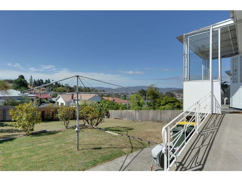 161 Augusta Road, Lenah Valley TAS 7008