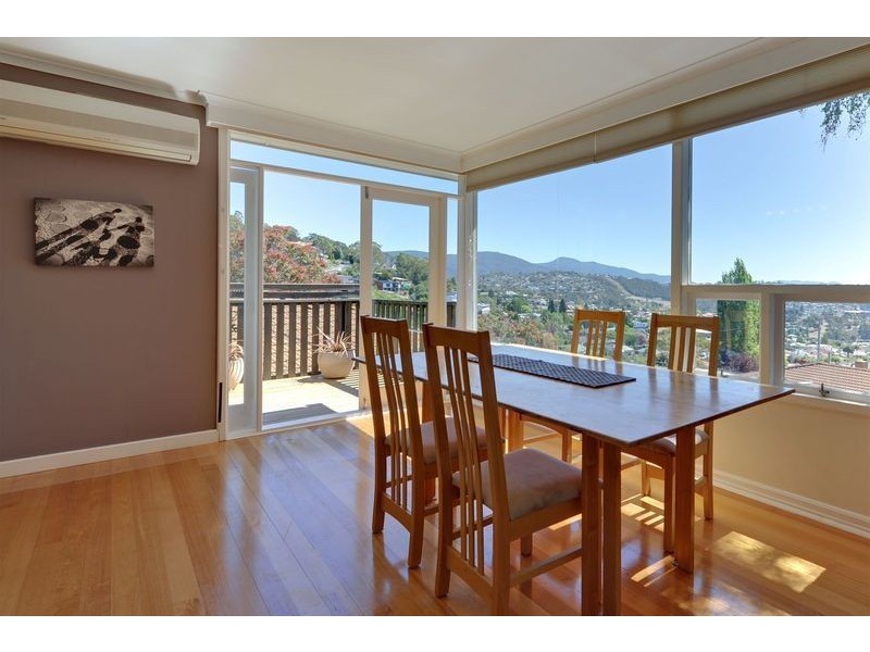 16 Ogilvie Street, Mount Stuart TAS 7000