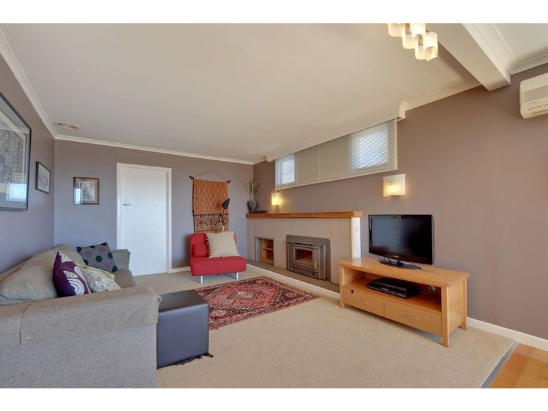 16 Ogilvie Street, Mount Stuart TAS 7000