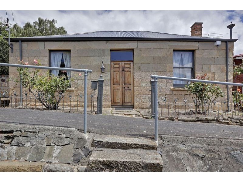 18 Fredrick street, West Hobart TAS 7000