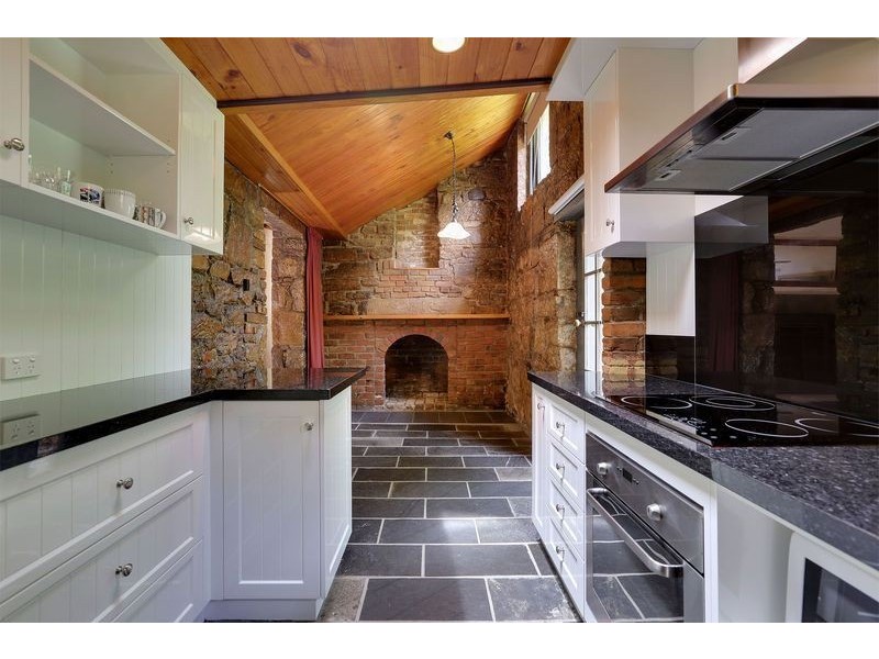 18 Fredrick street, West Hobart TAS 7000