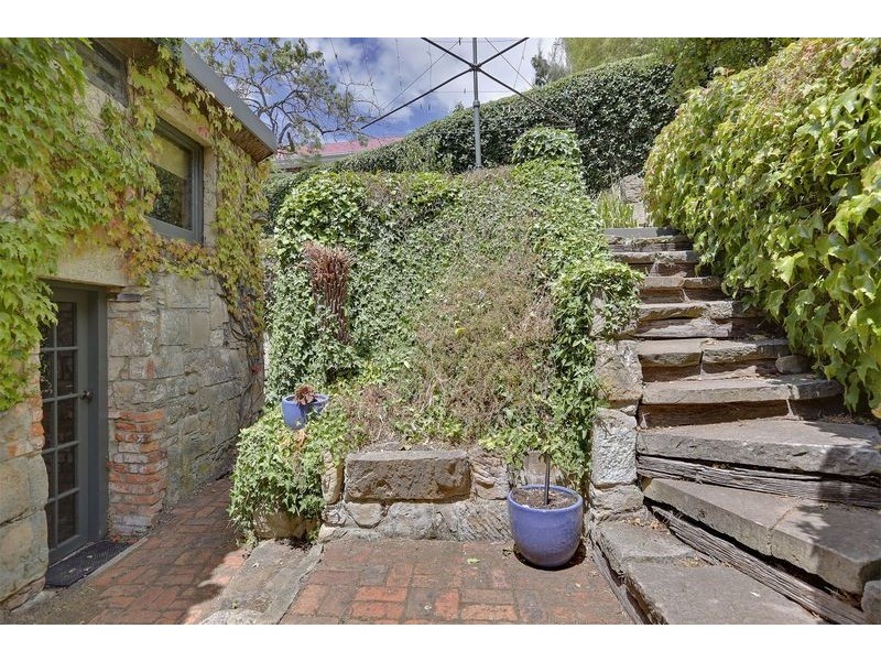 18 Fredrick street, West Hobart TAS 7000