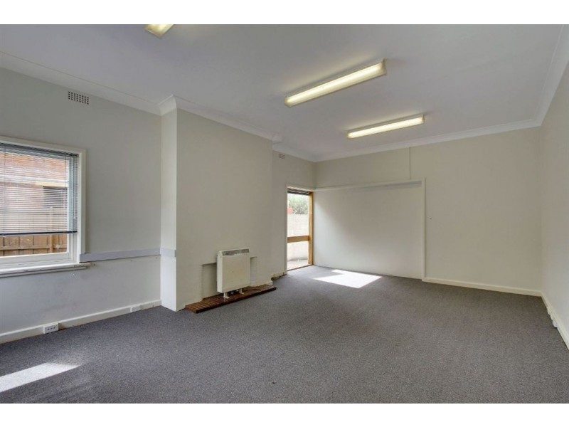 4 Grace Street, Sandy Bay TAS 7005